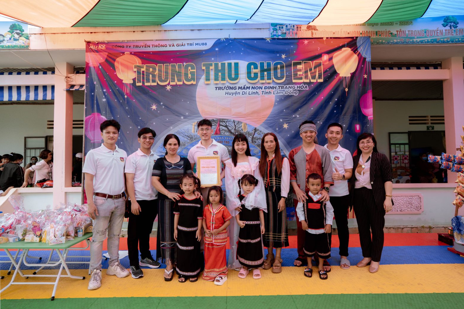 TRUNG THU CHO EM